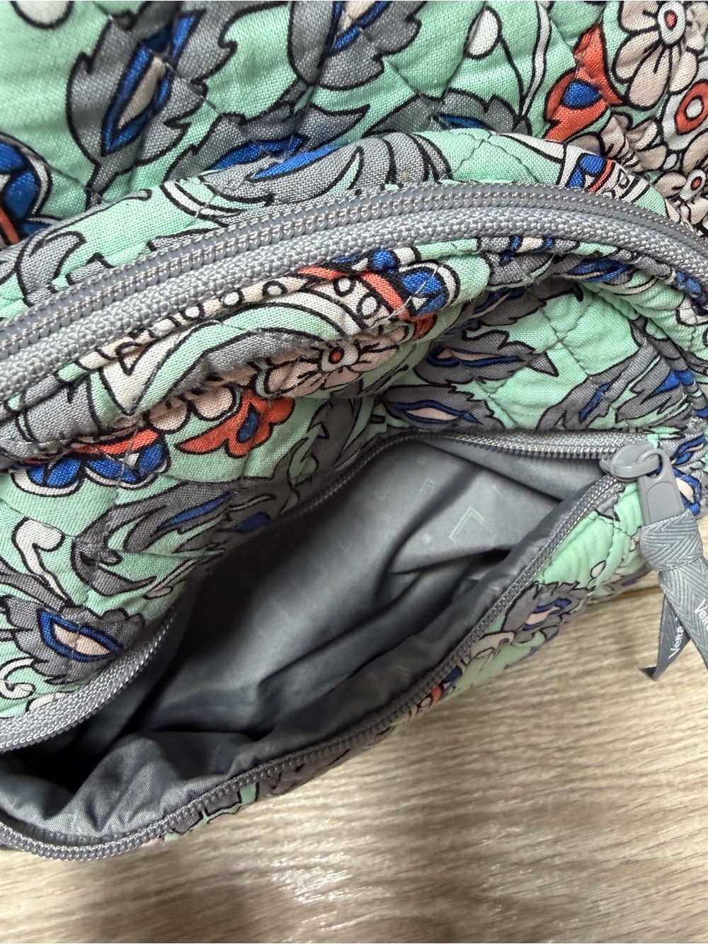 Vera Bradley Small Quilted Floral Mint Green Backpack. - Picture 7 of 10
